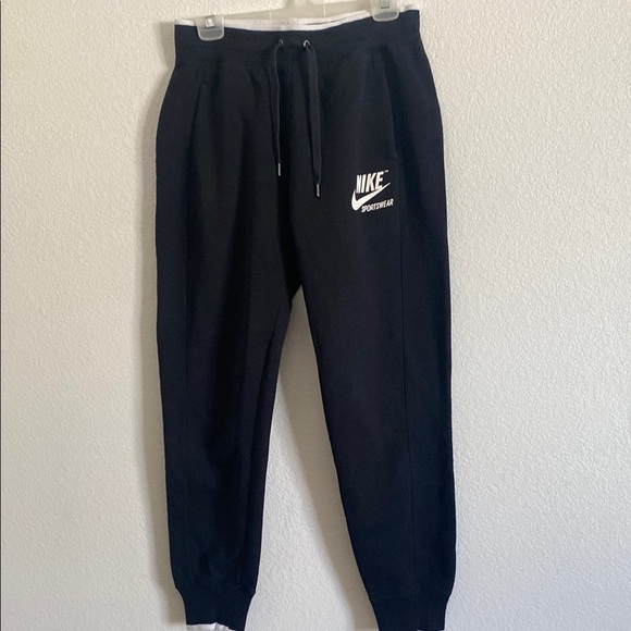 Nike Black High Rise Dropped-Crotch Jogger Pants Size S - Picture 1 of 6